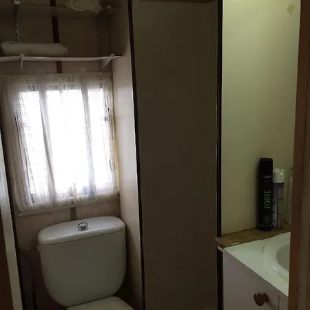 Camping House Κάμπινγκ